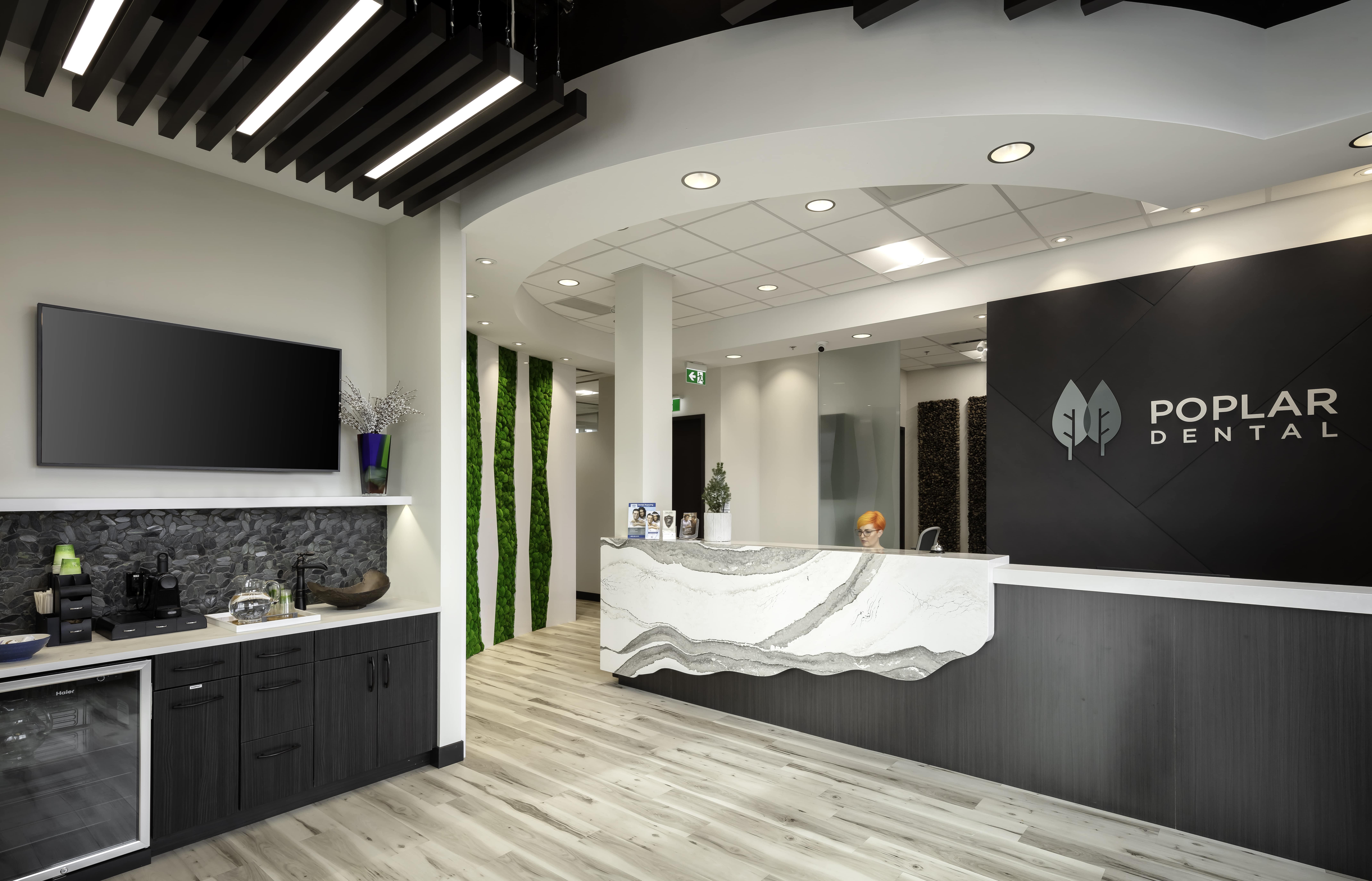 Poplar Dental - Chinook dental clinic in Calgary - Photo 3